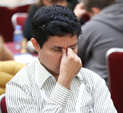Suffering: Anand second GM Surya Shekhar Ganguly, who is 1.5/3 - chanda01