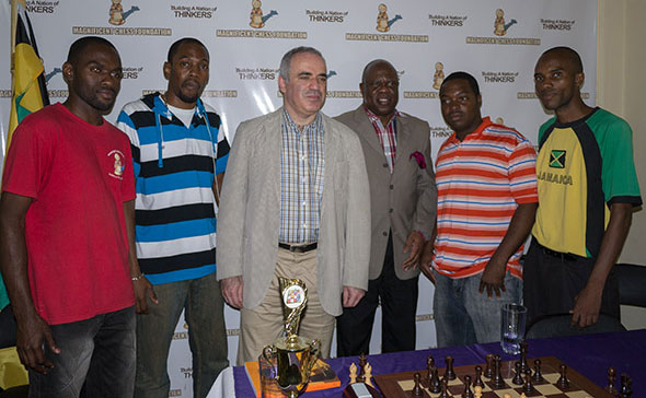 http://en.chessbase.com/Portals/4/files/news/2014/topical/kasparov16-jamaica.jpg