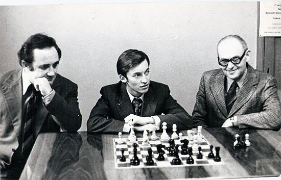 1975: Fischer beats Karpov 10-4?