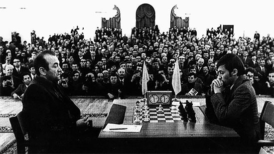 Karpov - Korchnoi World Championship Match 1981 - Chessentials