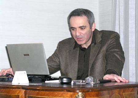 Kasparov's Immortal Chess Game - Works in Progress - Blender Artists  Community