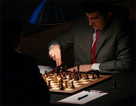 E-Dvd Kramnik Vs Deep Fritz - Chess Lecture - Volume 168