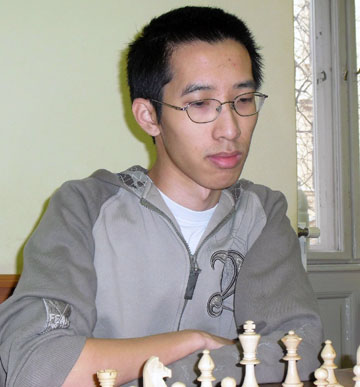 IM Nhat Minh To (2422) is Vietnamese but plays under Hungarian flag.
