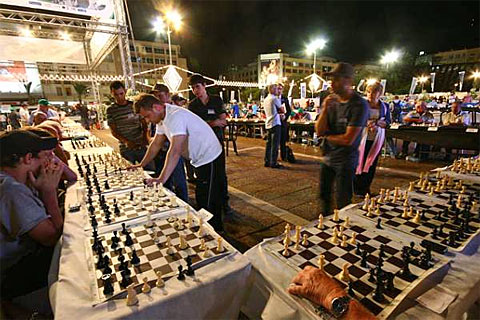 YottaBase - Free Chess Games of Mina-Andrei Maresanu