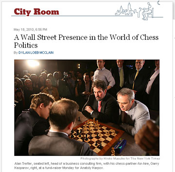 Grand masters Anatoly Karpov right and Garry Kasparov left playing