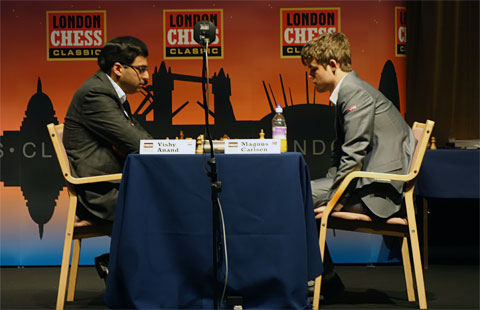 Vishy Anand y Magnus Carlsen en el Chees Classic de Londres 2012
