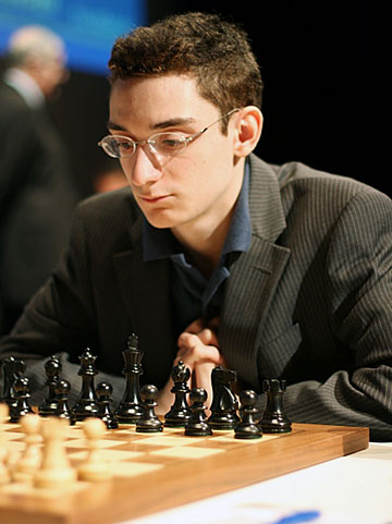 http://en.chessbase.com/portals/4/files/news/2013/events/caruana01.jpg