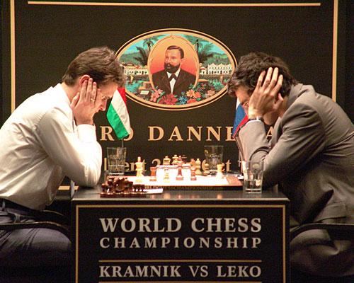 Peter Leko and Vladimir Kramnik in 2004