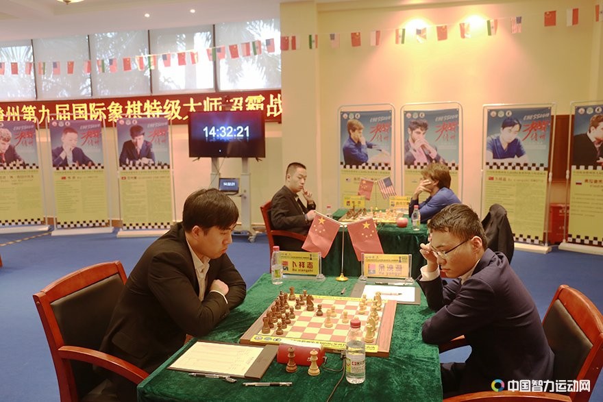 Yu Yangyi and Bu Xiangzhi during their second round encounter at the Danzhou Masters