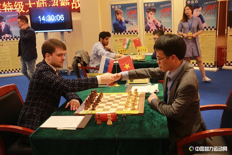 Vladimir Fedoseev during his fourth round game against Le Quang Liem at the Danzhou Masters