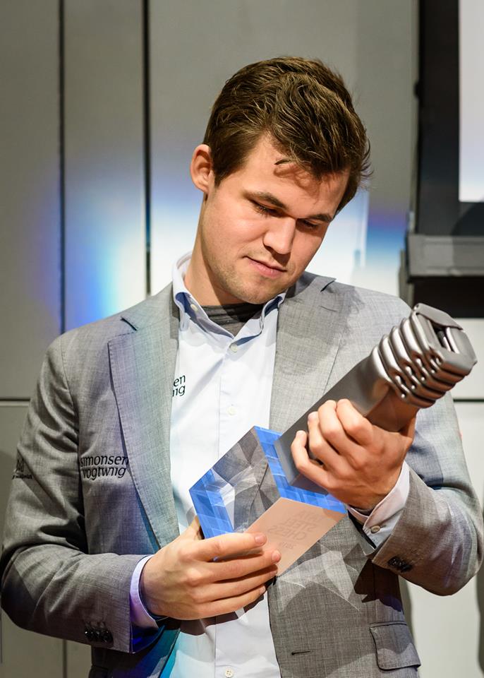 Magnus Carlsen with his seventh Tata Steel Masters trophy