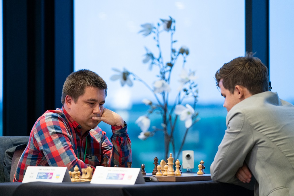 Yuriy Kuzubov, Magnus Carlsen