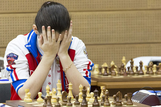 Anatoly Karpov loses chess game to 13 y.o. Zhansaya Abdumalik of