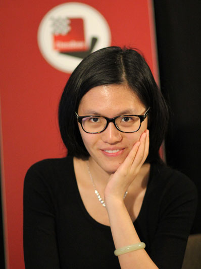 Live Q&A with Women's World Champion Hou Yifan! | ChessBase