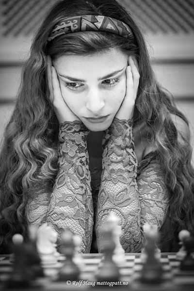 US Chess Welcomes Dorsa Derakashani, IM and WGM