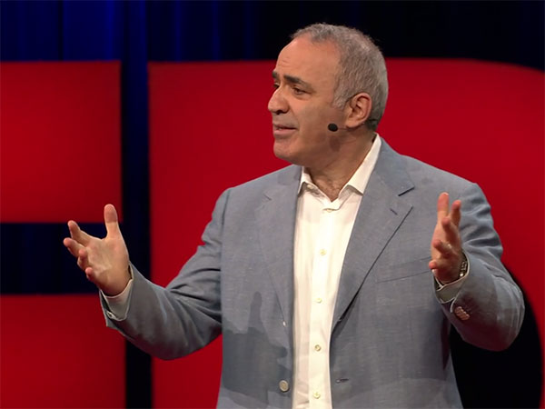 Garry Kasparov: Don't fear intelligent machines. Work with them