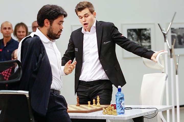 Chess960: Nakamura flags Carlsen to keep match close