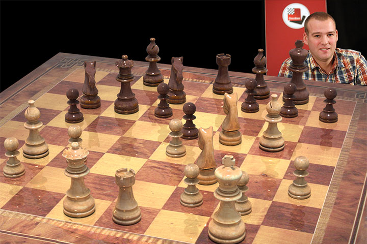 Chess Windows 11/10 Theme 