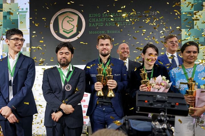 Magnus Carlsen and Kateryna Lagno are World Blitz Champions