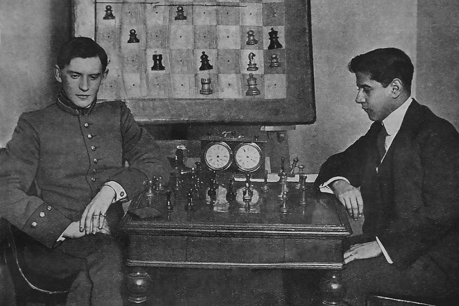 Endgame Riddle: Alekhine vs Capablanca