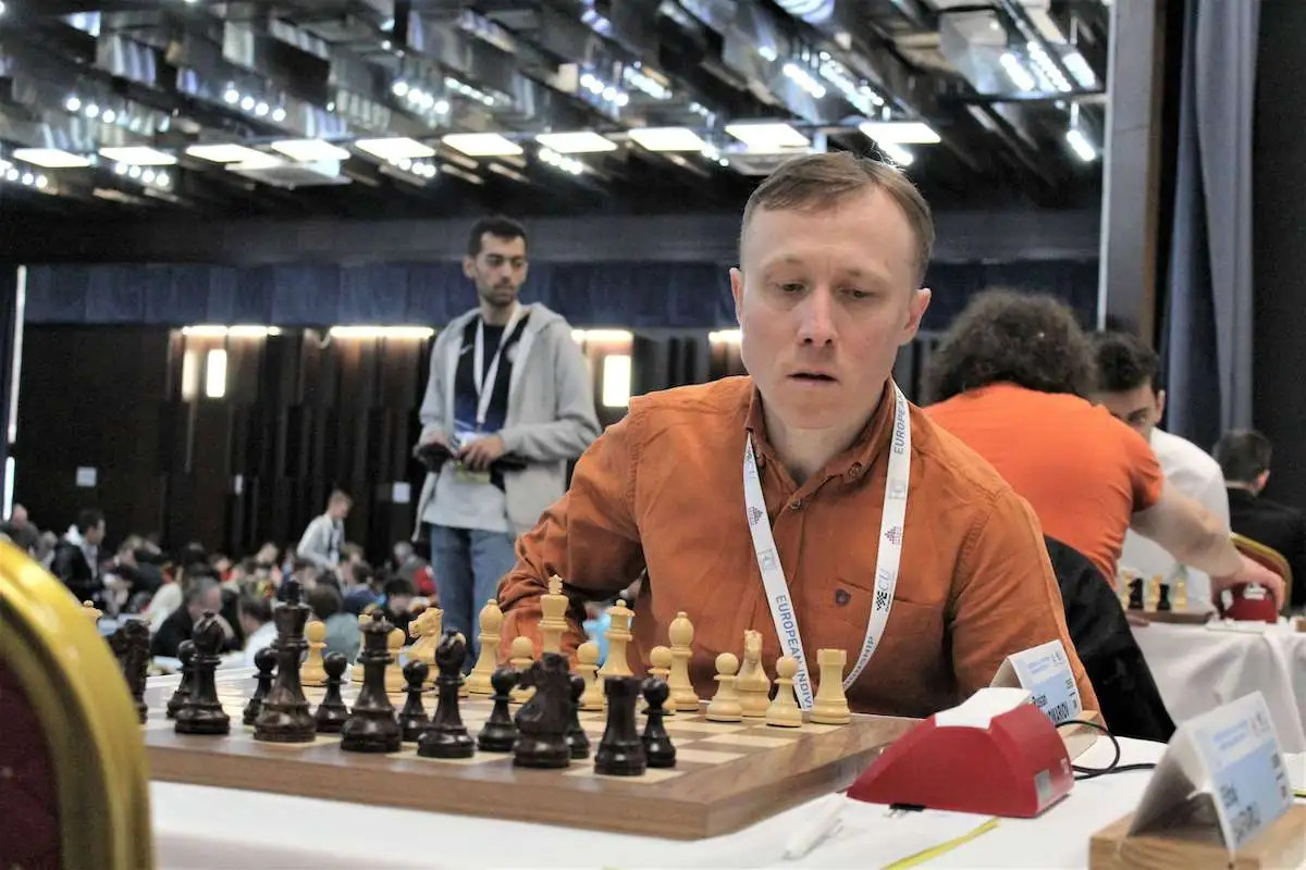 European Championship Safarli, Korobov and Ponomariov on 4/4 ChessBase picture image