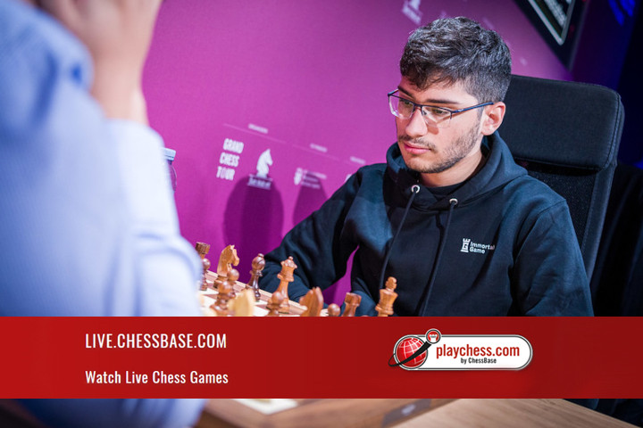 ChessBaseLive - Twitch