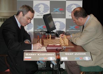 Photo: Garry Kasparov verses Deep Junior chess computer 6th match ends in  draw - 