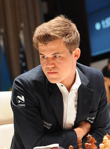 Play Magnus - Chess Training, Magnus Carlsen