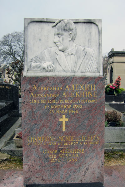Alekhine's grave in Paris