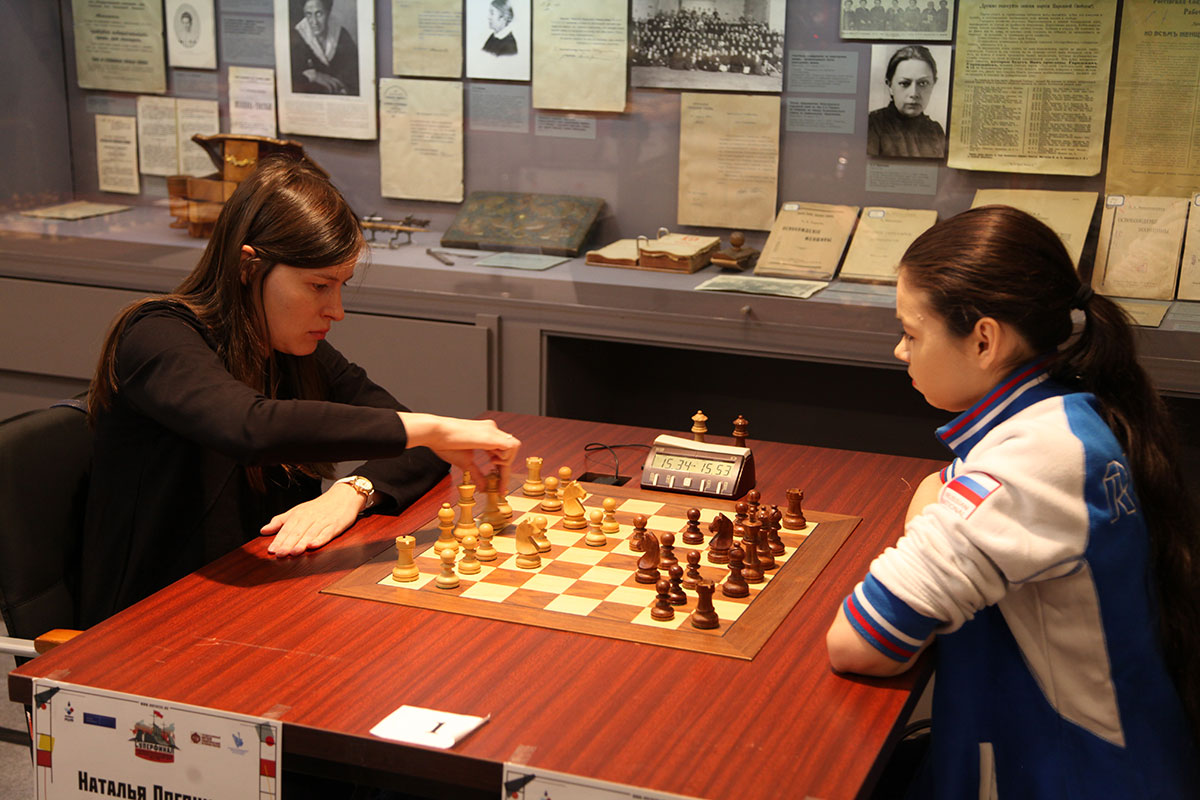 Natalia Pogonina and Aleksandra Goryachkina