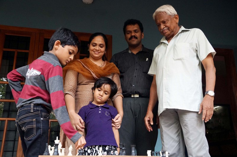 Nihal Sarin with his parents, grandfather and little sister