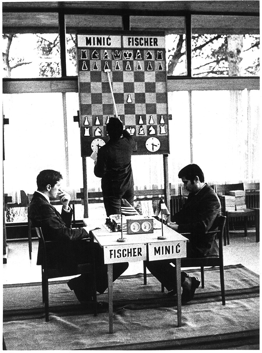 Minic vs Fischer