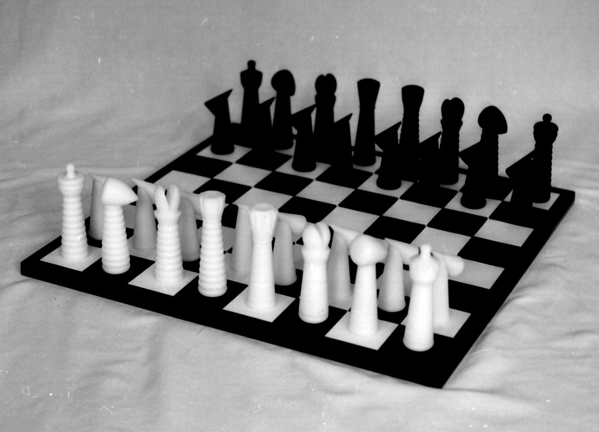 David Cruickshank chess set