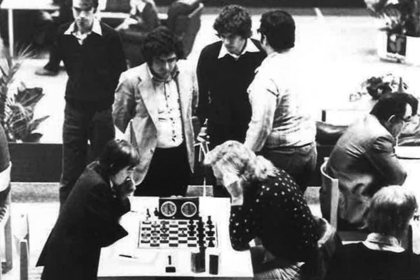 Karpov vs Miles, 1980