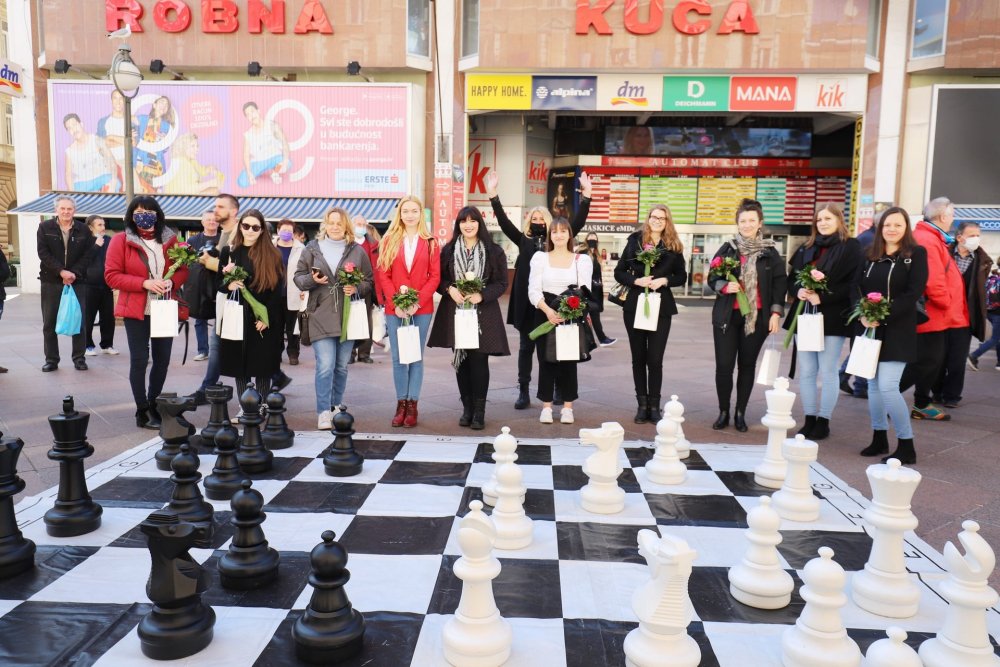 Laura Unuk  Top Chess Players 