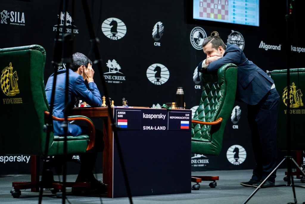 Nepomniachtchi wins FIDE Candidates Tournament after Giri falls to