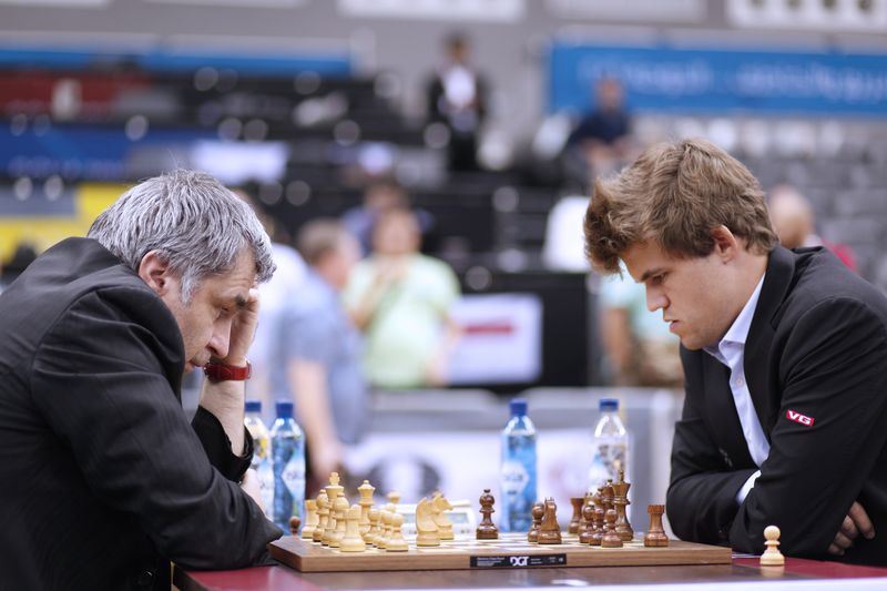 Praggnanandhaa falls in final; Magnus Carlsen wins Chess World Cup, beats  Indian wonder in tie-breaker - SPORTS - GENERAL