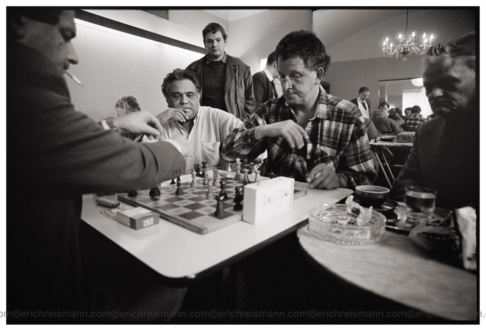 Chess Opening: Vienna Game Stock Photo - Alamy
