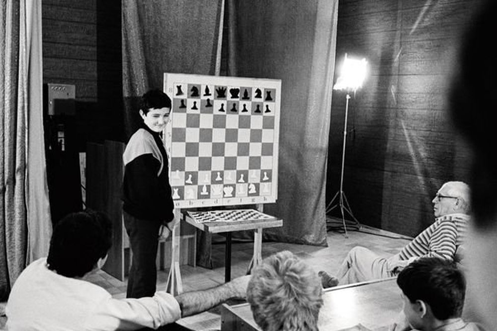 2000-KASPAROV-VS.-KRAMNIK - Play Chess with Friends