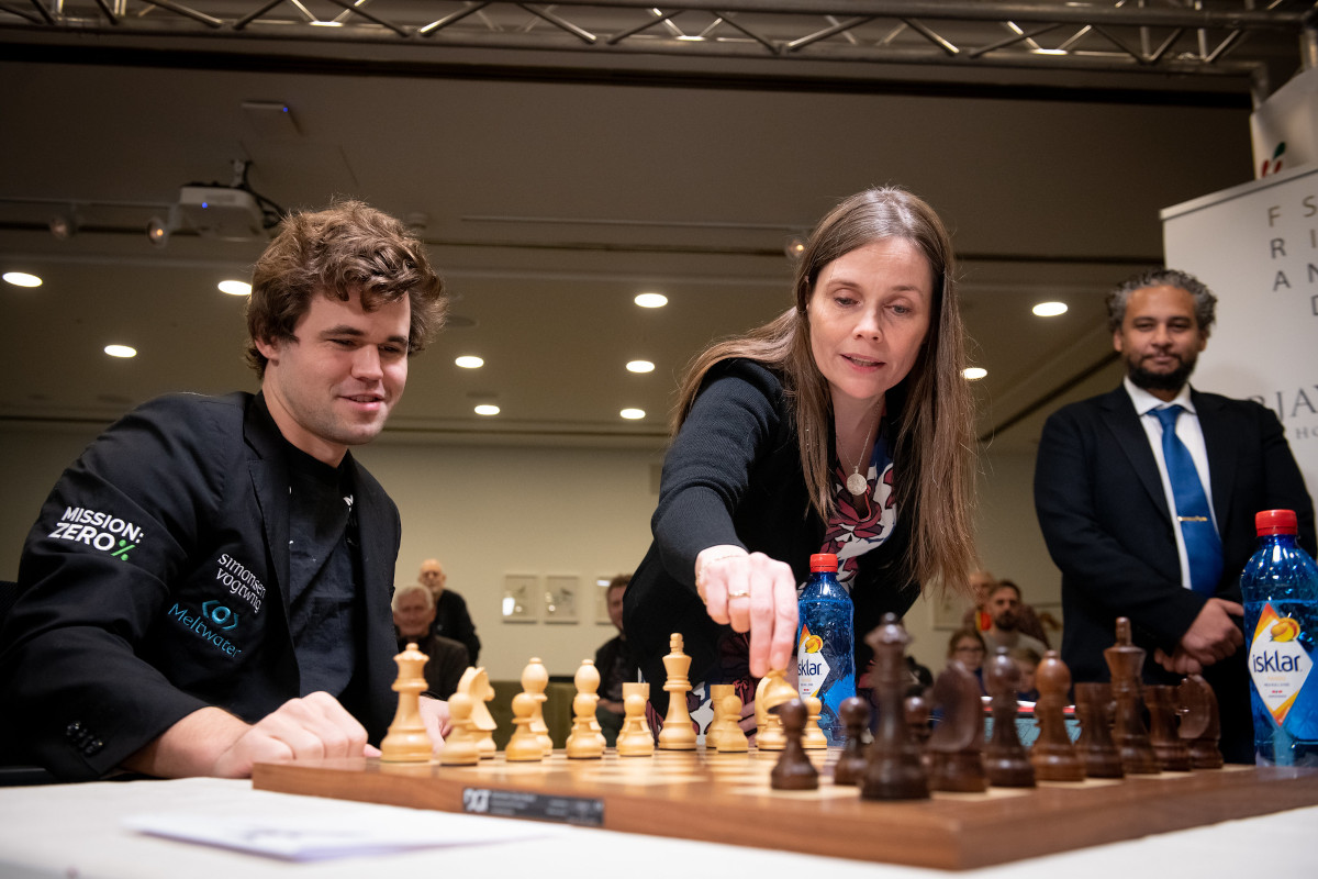 Katrín Jakobsdóttir, Magnus Carlsen