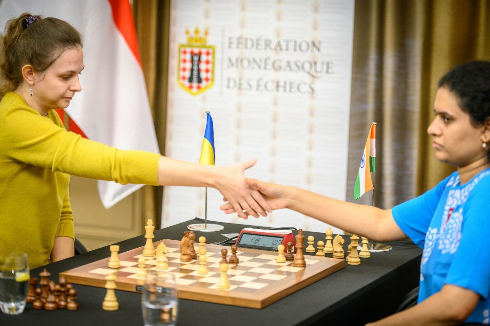 Lei Tingjie shows her victory in Game 4 vs Anna Muzychuk