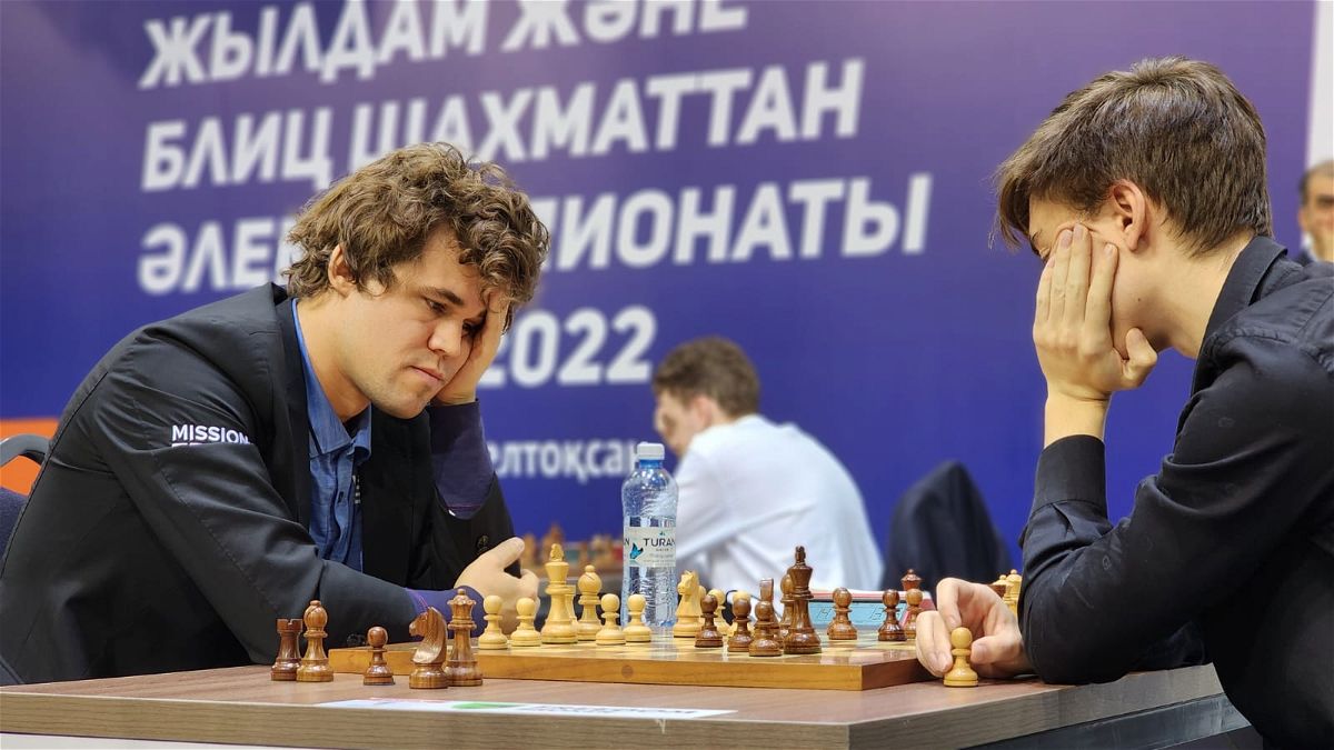 Magnus arrives late to the World Rapid Championship and wastes 20 seco, Magnus  Carlsen