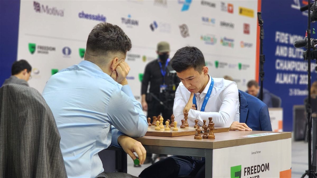 Carlsen and Dubov speak just 1 line with each other after the game! World  Rapid 2022 