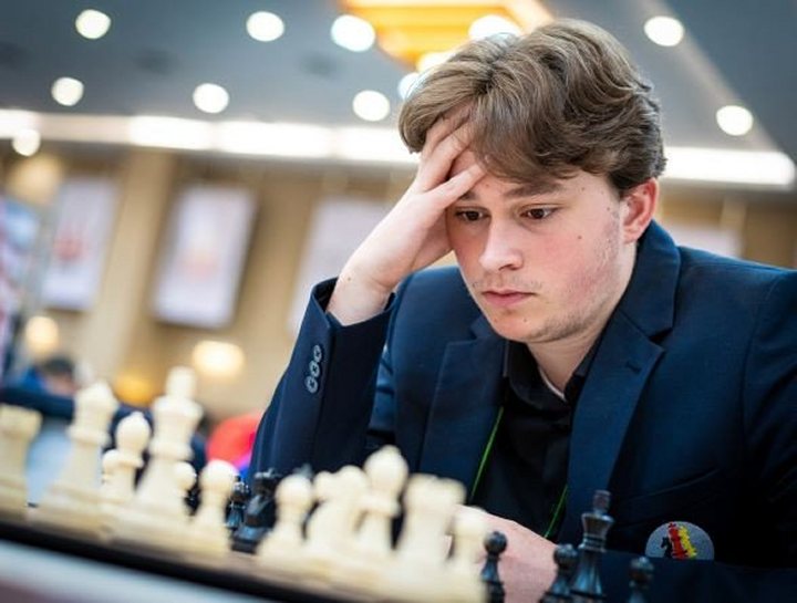 Tata Steel Chess on X: ♟ 2023 Tata Steel Masters 13/14 The 13th player is  Ding Liren! The currently second highest rated player in the world will  return to Wijk aan Zee