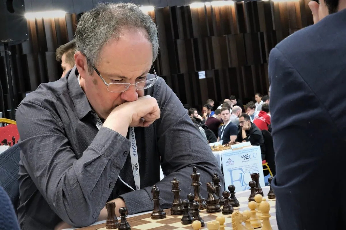 Sergei Azarov  Top Chess Players 