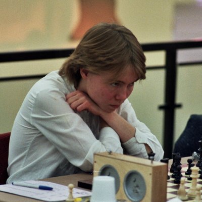 Anna Cramling and Street Chess, A  Sensation - The Sports Column