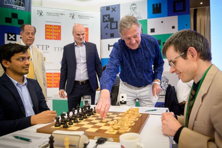 Prague Chess Festival on X: Alireza Firouzja reached Prague and