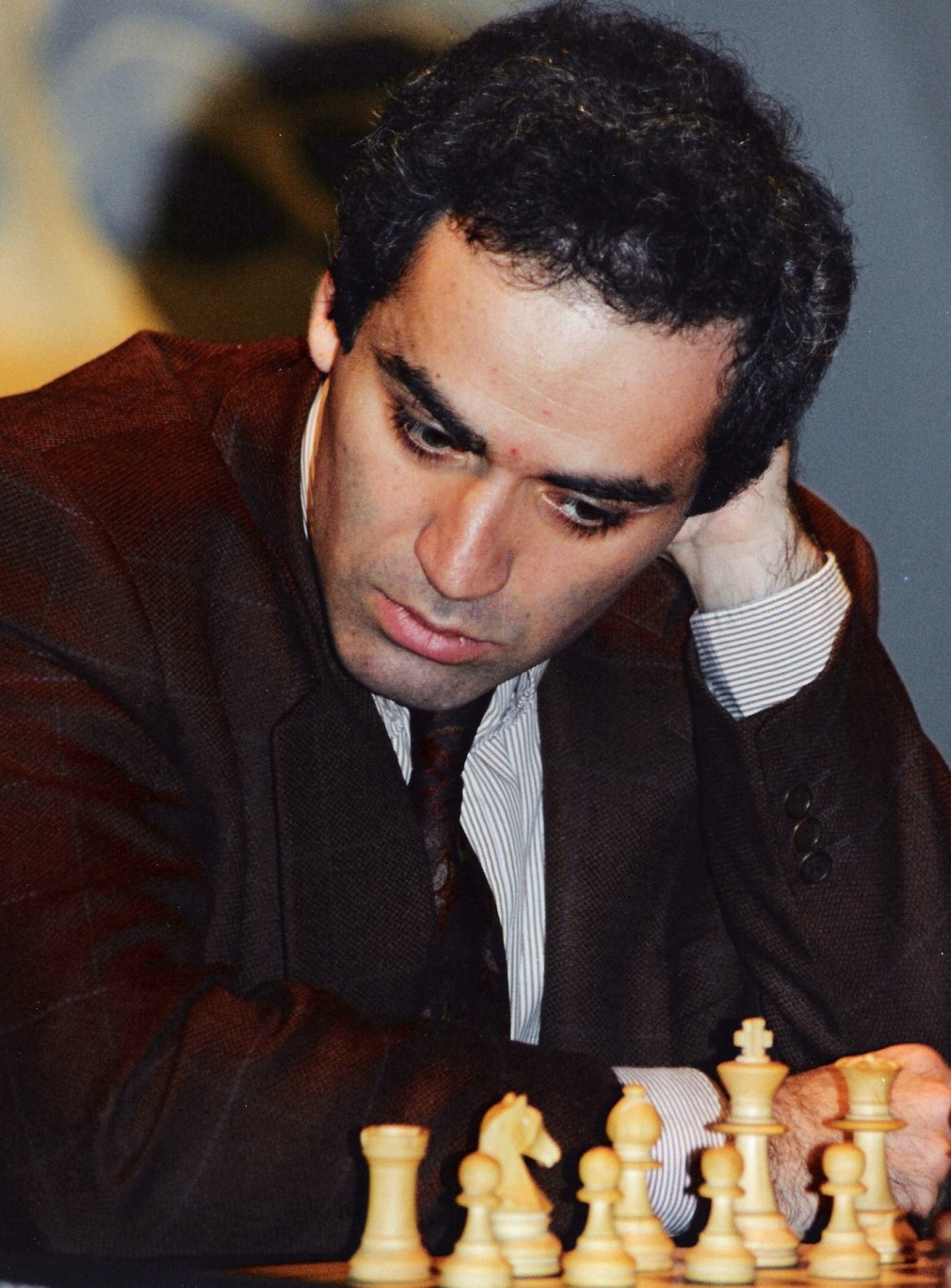 Chess grandmasters Gary Kasparov and Anatoly Karpov to meet again