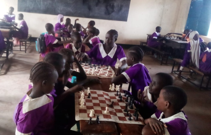 Kamuka chess refugees