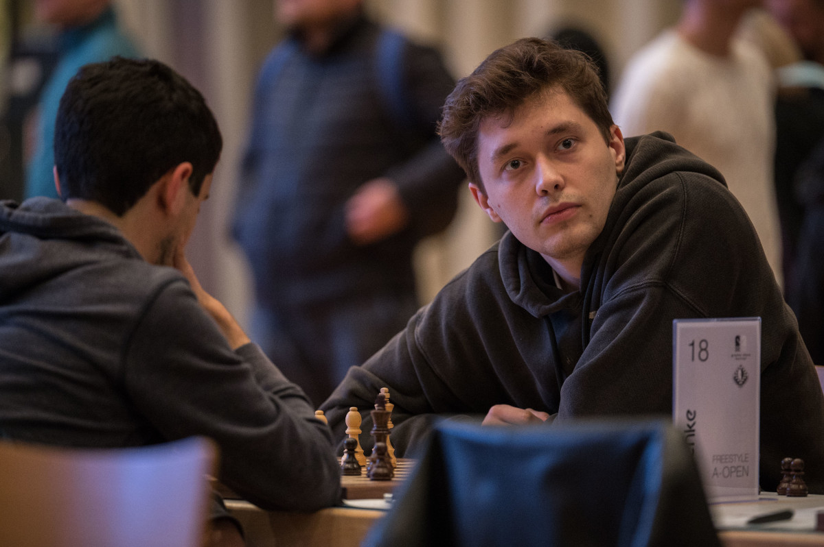 Andrey Esipenko
